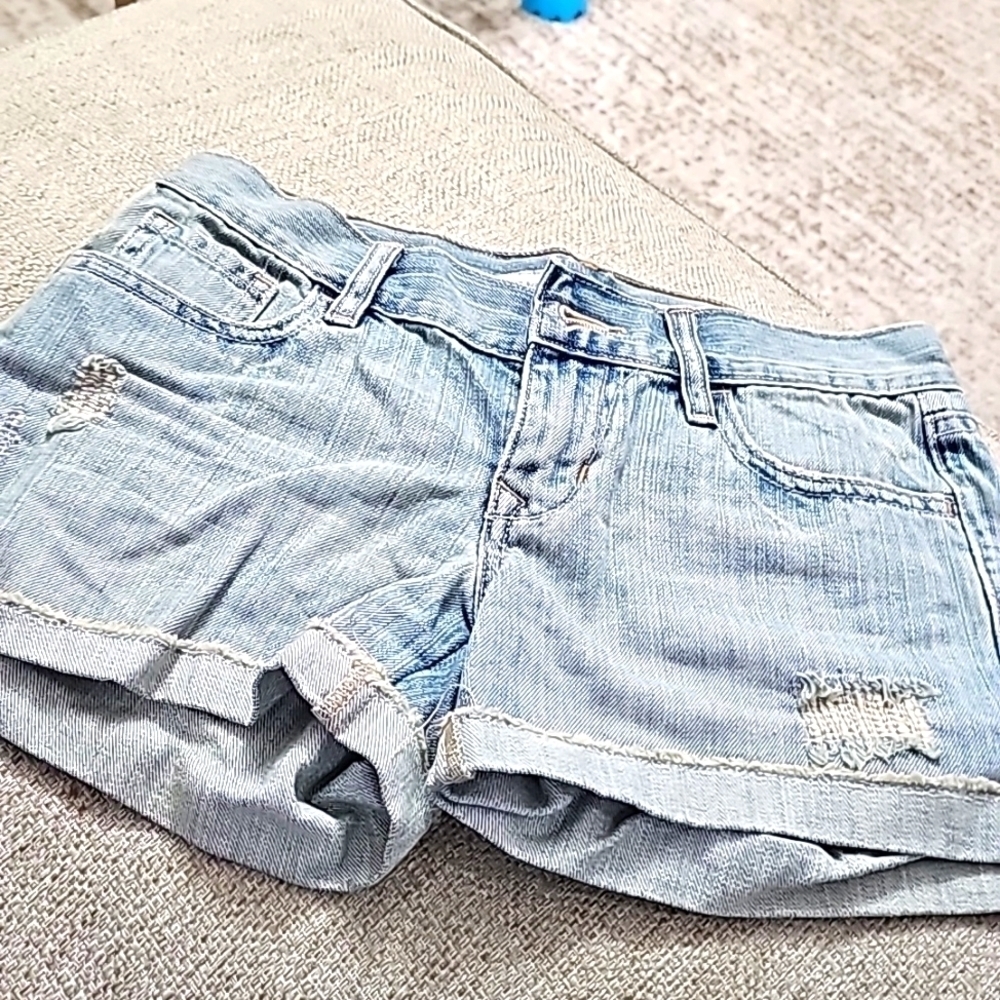 Old Navy light blue demin shorts size 0